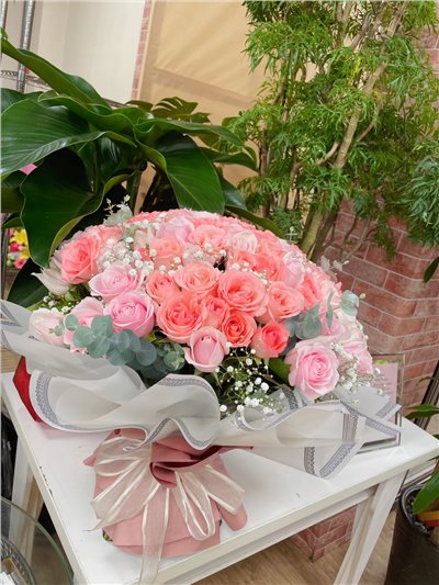 NB004 HXCN◆99朵熊抱花束